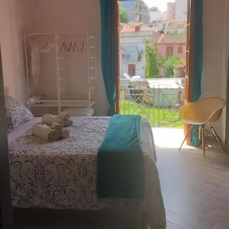 Enzo's לינה וארוחת בוקר 4*