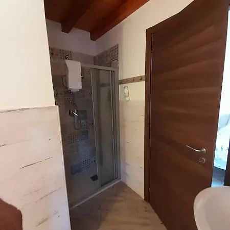 B&B Enzo's *